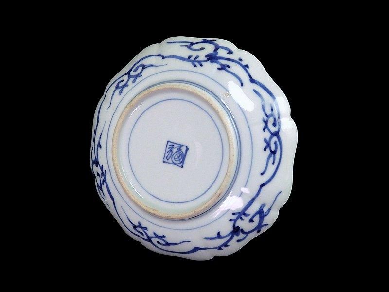 大聖寺伊万里 金襴手 牡丹に金唐草図 4寸皿